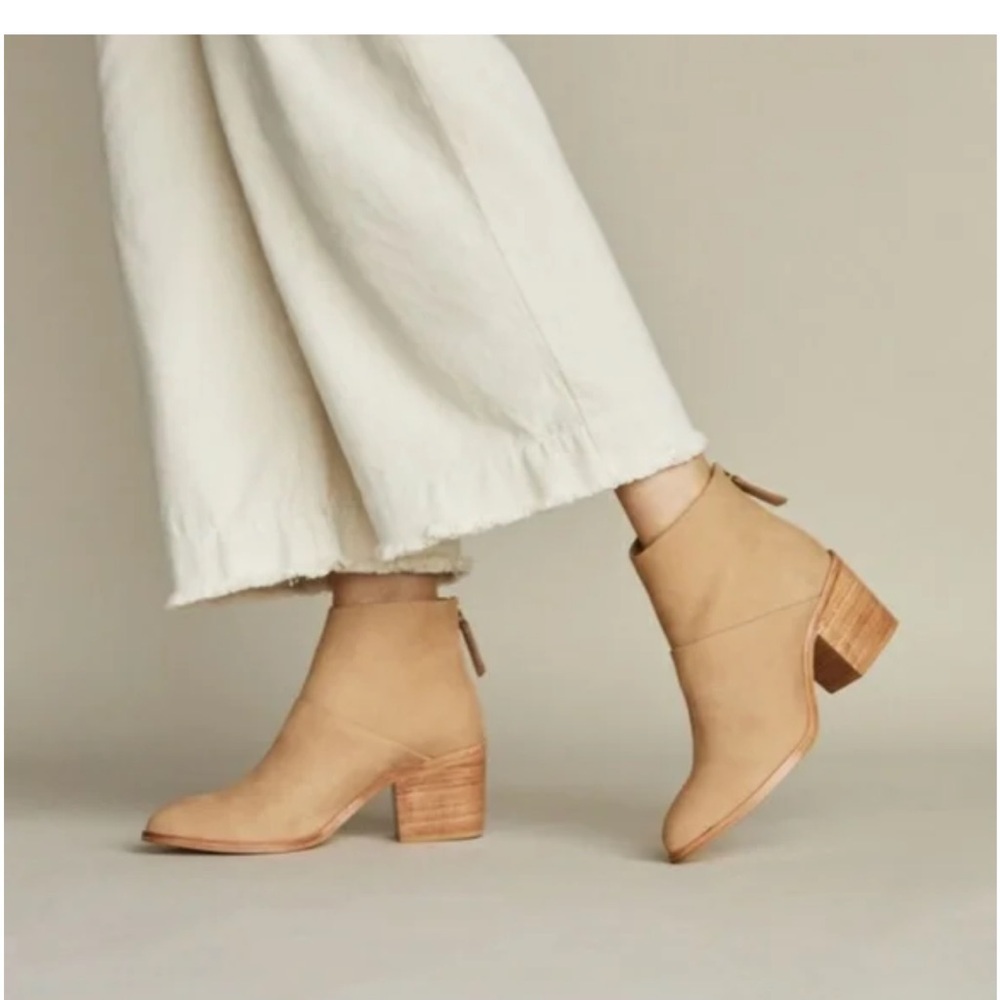 NISOLO Dari Boot - Ankle Booties Block Heel Suede Leather Wheat Tan Size 8.5 - Picture 14 of 14